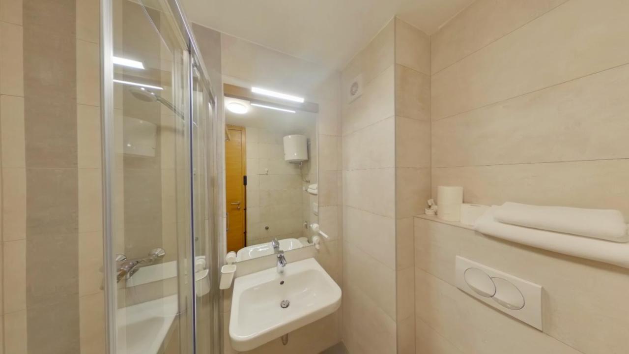 Mountain Angel Apartment 亚霍里纳 外观 照片
